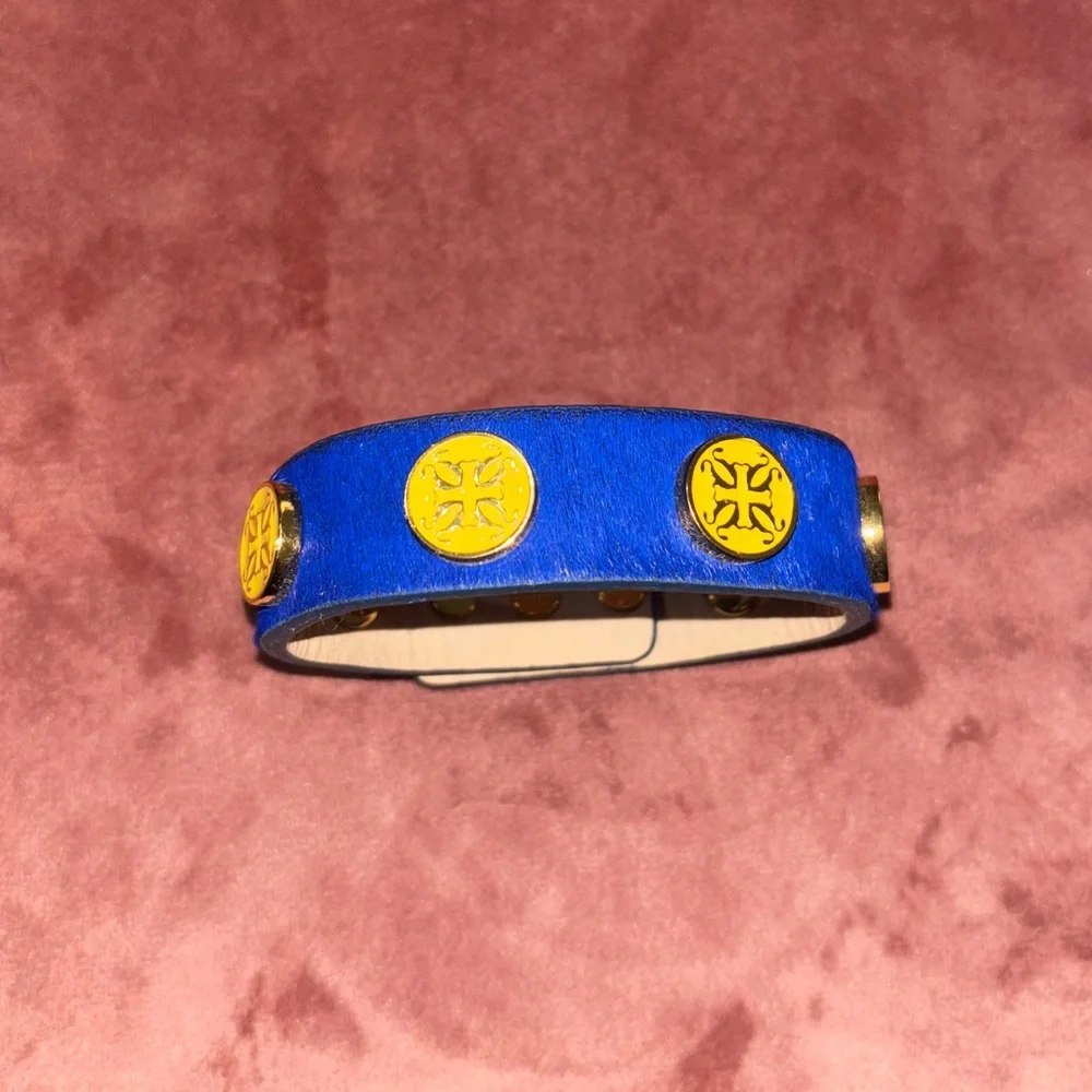 Rustic Cuff - Picture 2 of 3